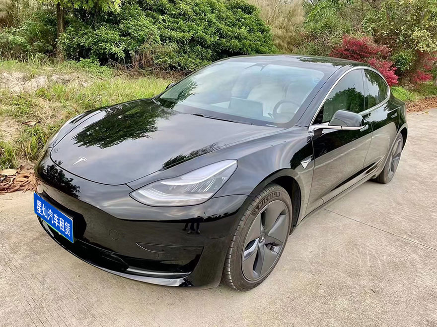 特斯拉Model 3